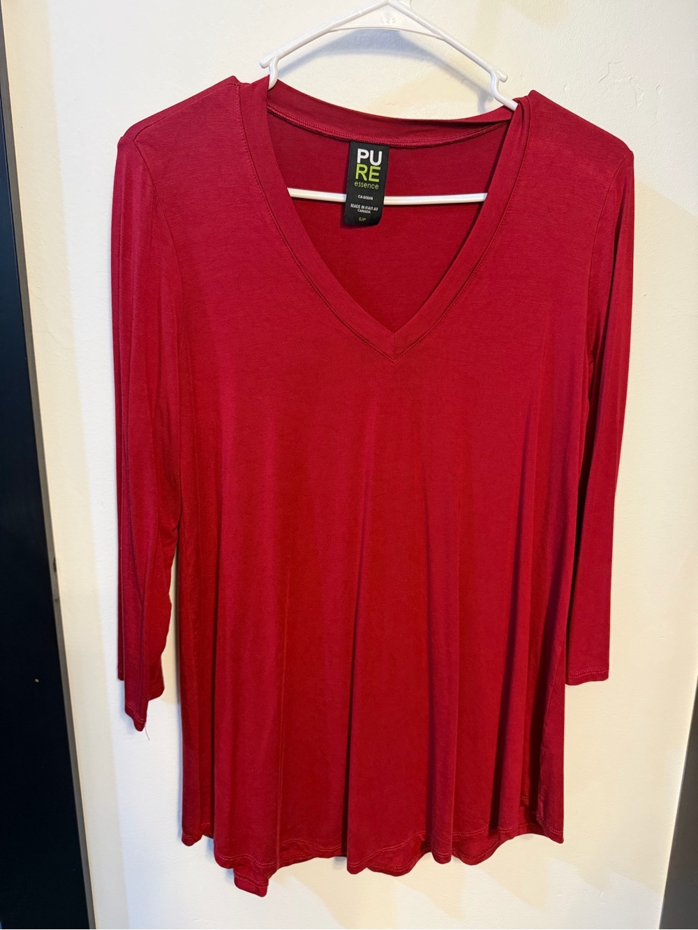 Women's V-Neck Long Sleeve Top - Deep Red